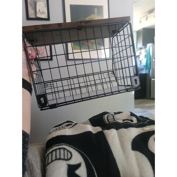 New 2-Tier Wall-Mounted Fruit Basket for Potato & Onion Storage with Lid - Picture 8 of 15